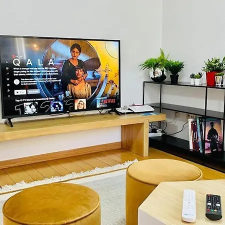 New 2 Bedrooms In Center - 9b *